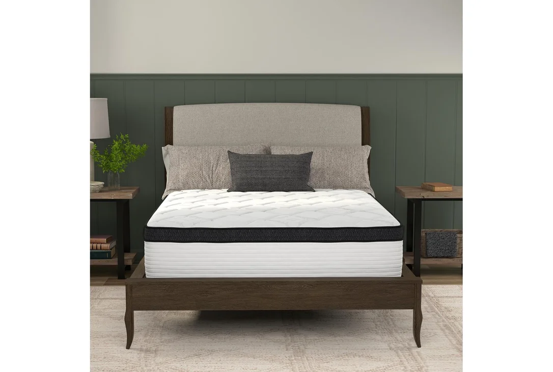 livingspaces202606200047161114914